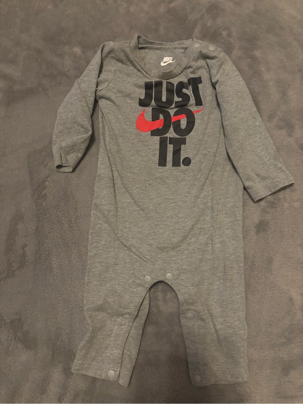 Nike Gray 'Just Do It' Infant One-Piece with Red Swoosh